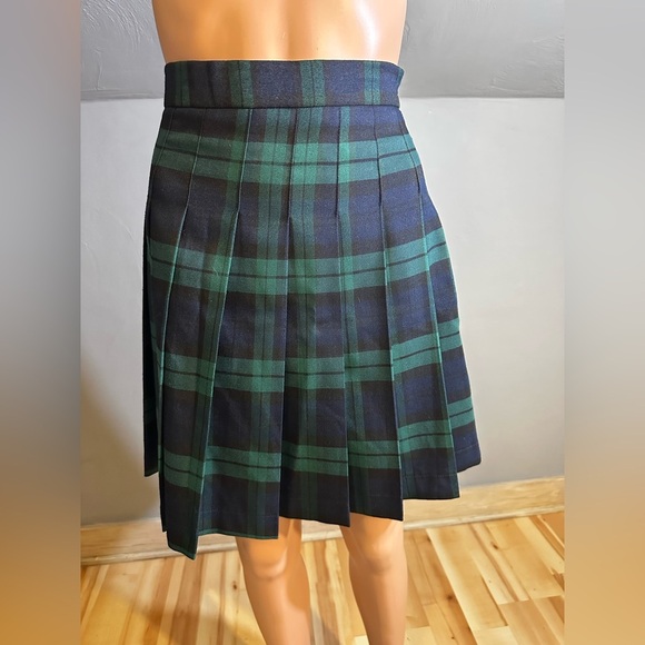 Bagatelle Collection Plaid Pleated Mini Skirt Green Black Tartan Size Large NWOT - Picture 4 of 7